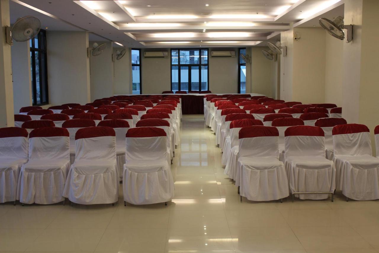 Hotel Park Regency Gorakhpur Exterior photo