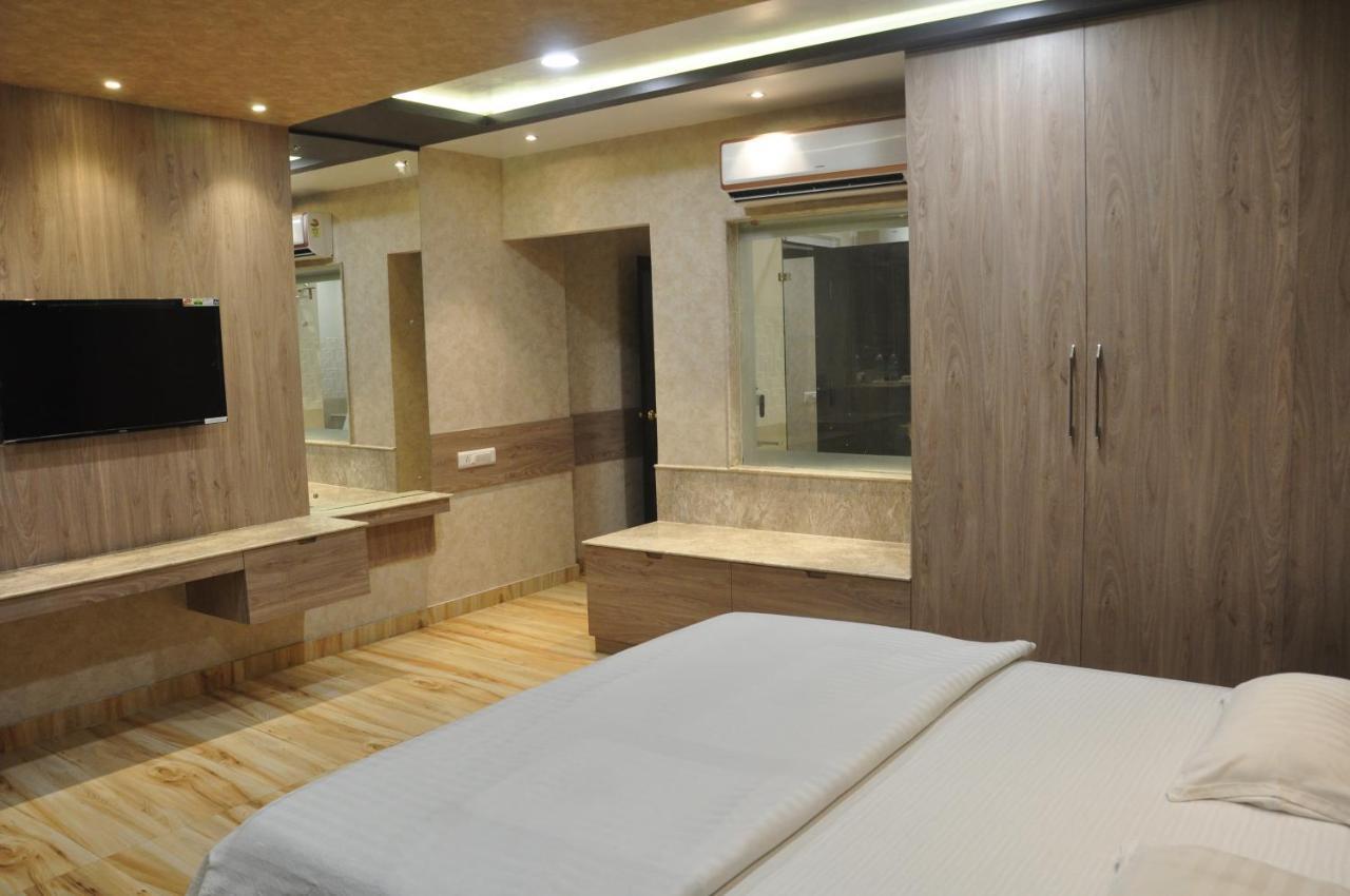 Hotel Park Regency Gorakhpur Exterior photo